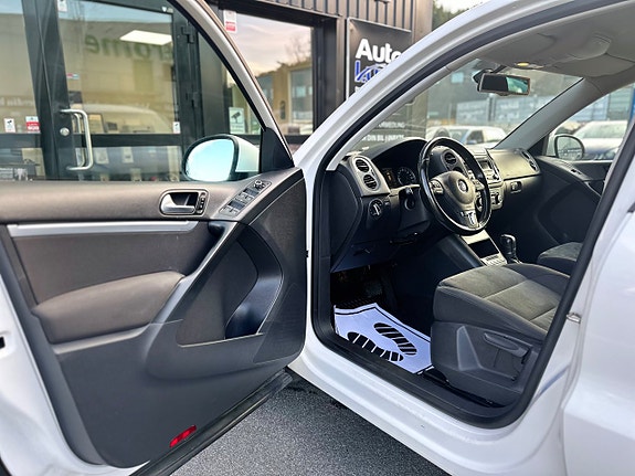 Volkswagen Tiguan 8 of 25