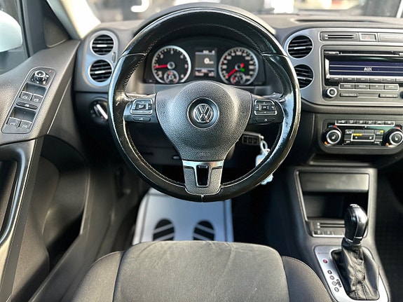 Volkswagen Tiguan 11 of 25