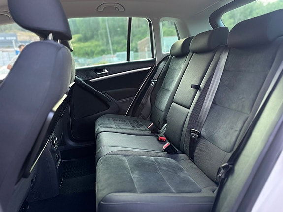 Volkswagen Tiguan 19 of 25