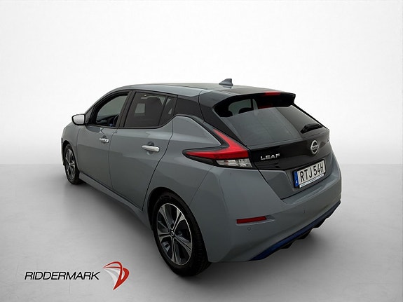 Nissan Leaf 3 of 5