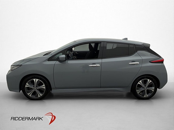 Nissan Leaf 4 of 5