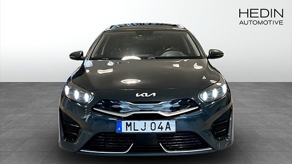 Kia Ceed 8 of 19