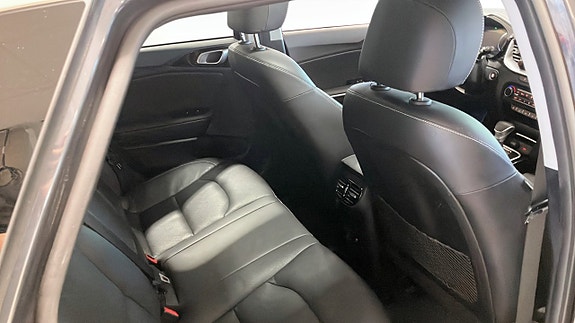 Kia Ceed 5 of 5