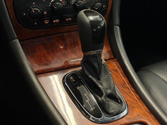 Mercedes-Benz C180 29 of 30