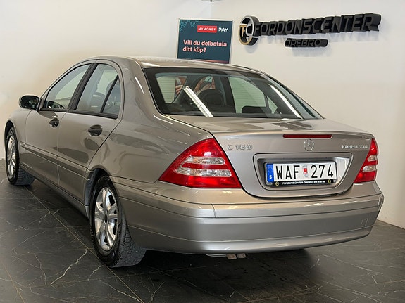 Mercedes-Benz C180 4 of 30