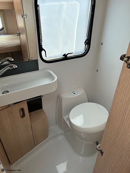 Adria Aviva 522 PT Barnkammare/AC 8 of 20