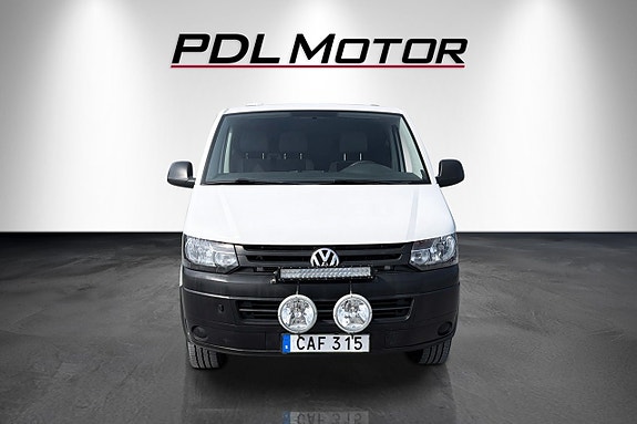 Volkswagen Transporter 2 of 5