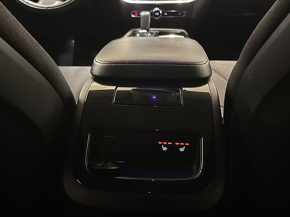 Volvo V60 13 of 27