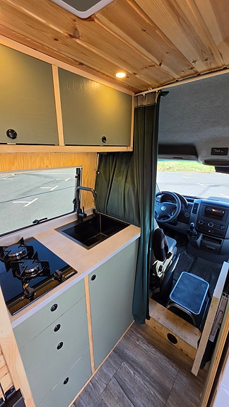 Volkswagen Crafter 35 4 of 5