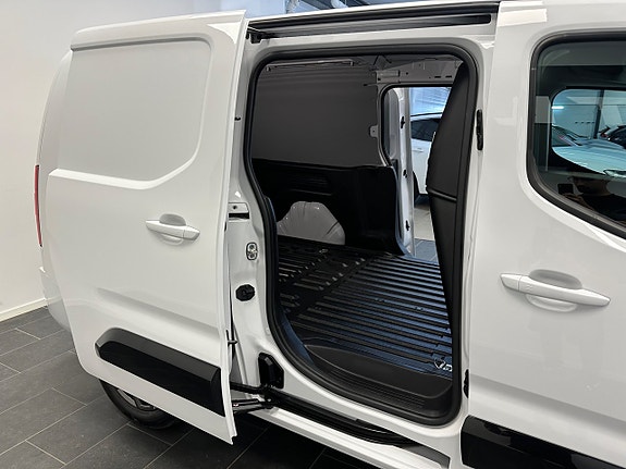 Peugeot Partner 6 of 28