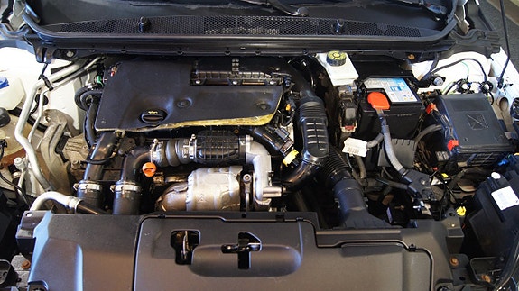 Peugeot 308 SW 10 of 10