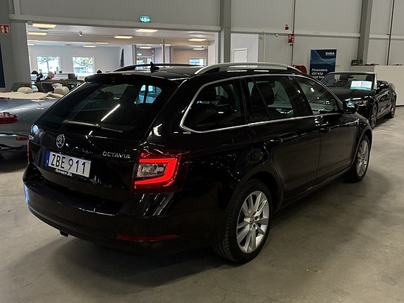 Skoda Octavia 4 of 5