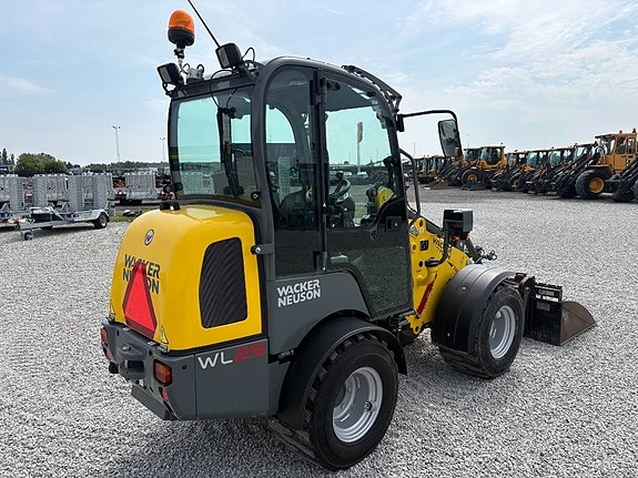 Wacker Neuson WL 25 2 of 5