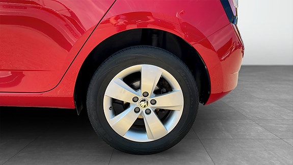 Skoda Fabia 6 of 12