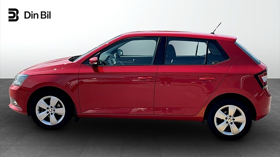 Skoda Fabia 2 of 12