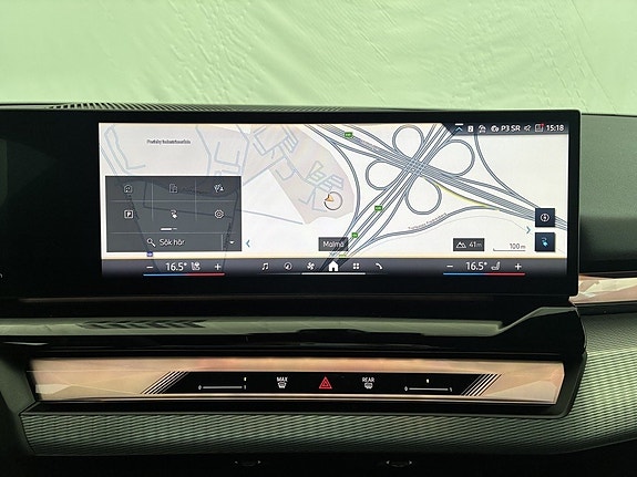 BMW i5 11 of 16