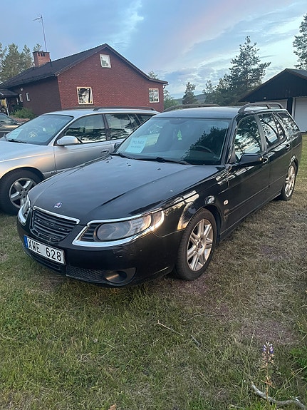 Saab 9-5 2 of 5