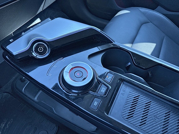 Kia EV6 12 of 19