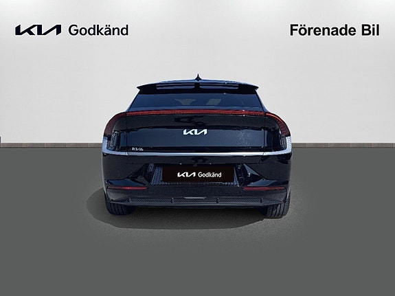 Kia EV6 5 of 5