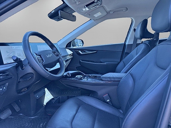 Kia EV6 8 of 19