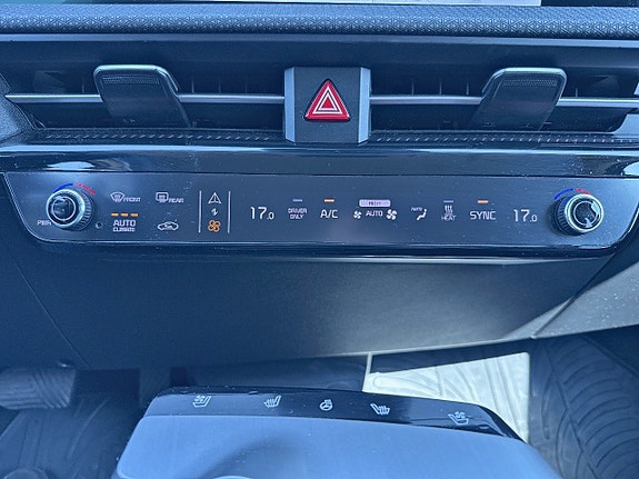 Kia EV6 13 of 19
