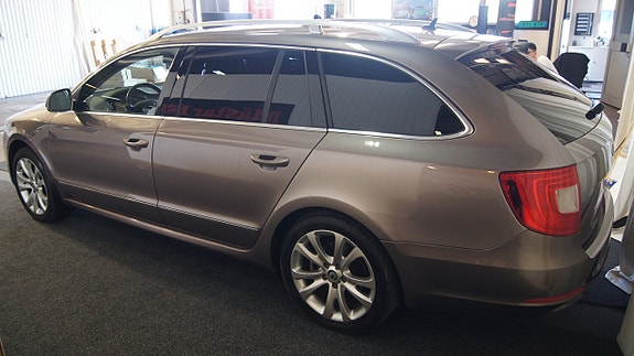 Skoda Superb 3 of 5