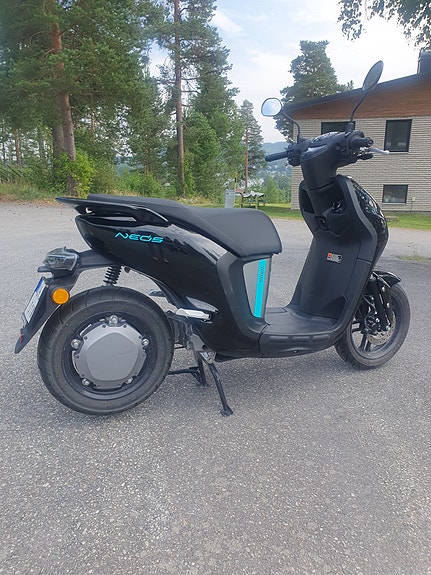 Yamaha Neos El 3 of 4