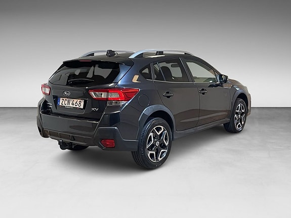 Subaru XV 2 of 5