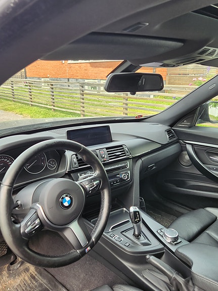 BMW 320d 5 of 5