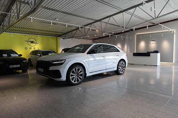 Audi Q8 21 of 23