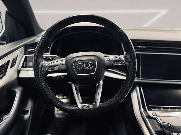 Audi Q8 19 of 30