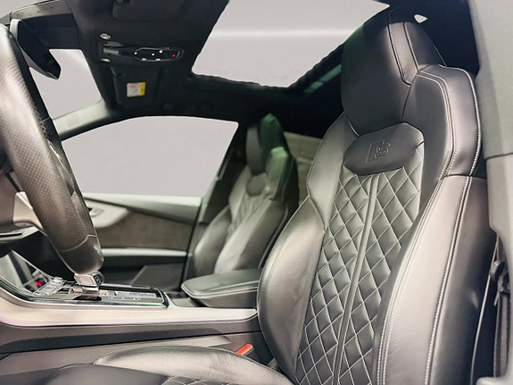 Audi Q8 13 of 30