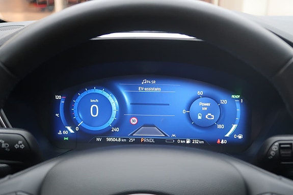 Ford Kuga 9 of 22