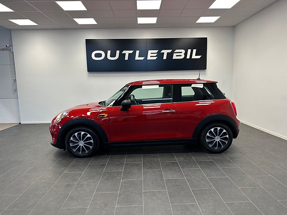 MINI One 2 of 5