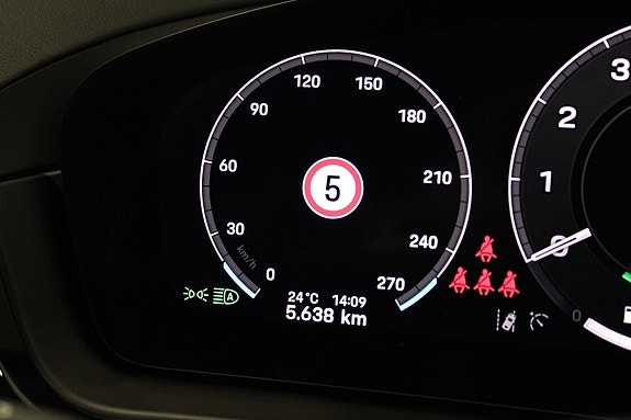 Porsche Cayenne 13 of 22
