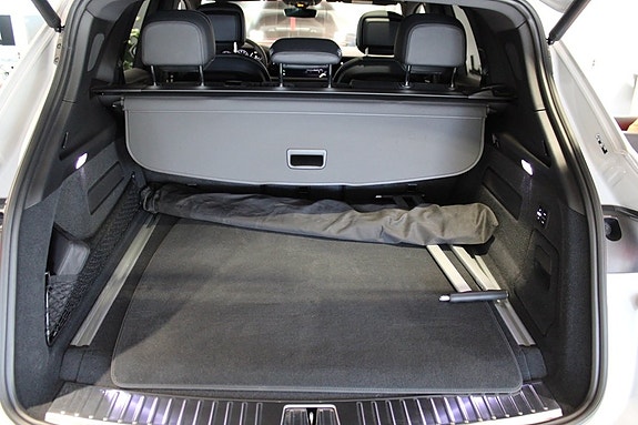 Porsche Cayenne 20 of 22