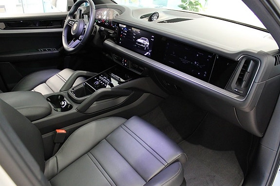 Porsche Cayenne 21 of 22