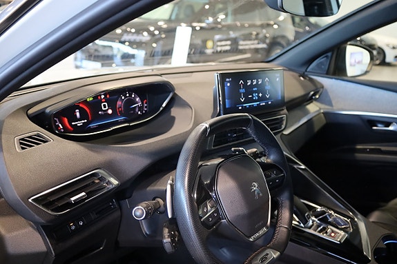 Peugeot 5008 8 of 19