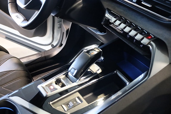 Peugeot 5008 14 of 19