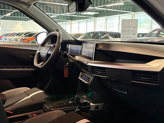 Opel Frontera 12 of 17