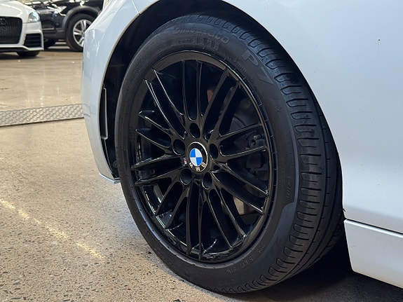 BMW 220d 9 of 17