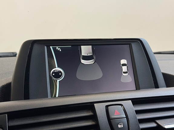BMW 220d 13 of 17