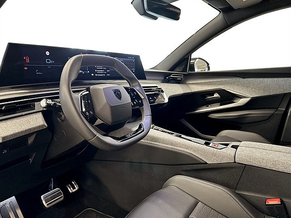 Peugeot 3008 4 of 5
