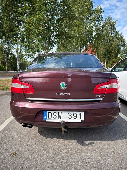 Skoda Superb 3 of 5