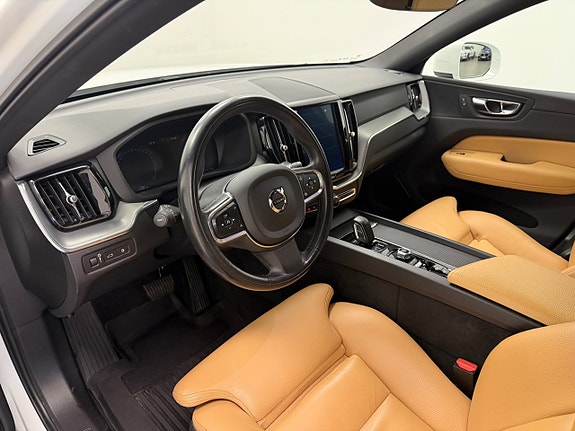 Volvo XC60 9 of 25