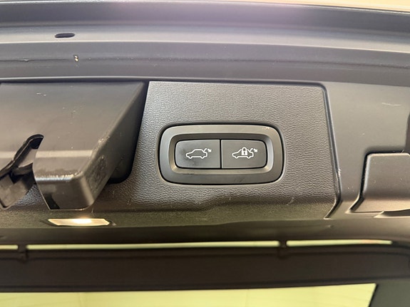 Volvo XC60 23 of 25