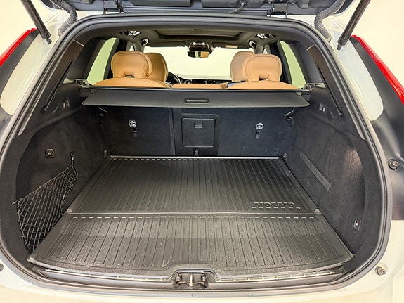 Volvo XC60 22 of 25