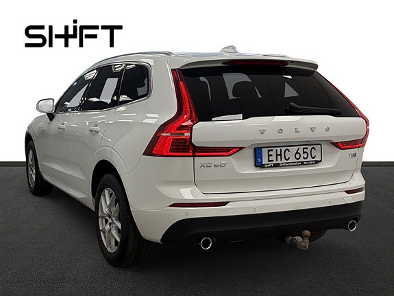 Volvo XC60 5 of 25