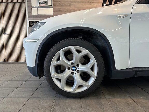 BMW X6 19 of 19