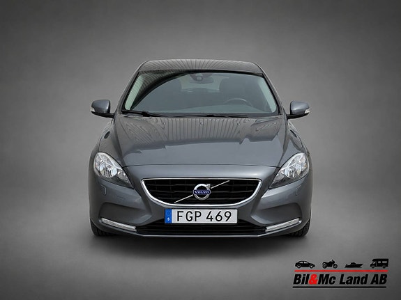 Volvo V40 5 of 16